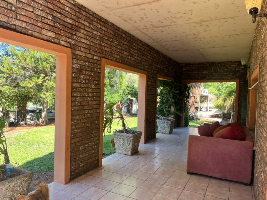 4 Bedroom Property for Sale in Die Rand Northern Cape